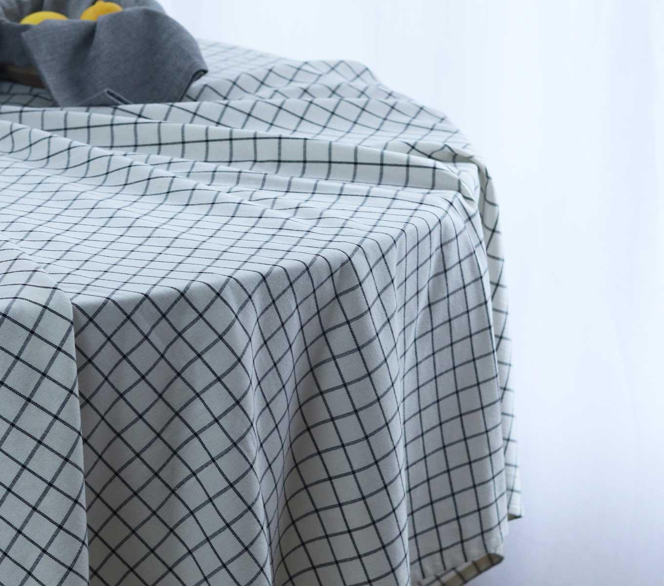 Nappa Dori table cloth in B&W CHECKS color